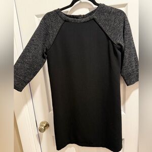 LOFT Black and Gray Raglan Sleeve Dress Stylish Zipper on Back